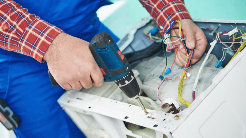 Yenimahalle Westinghouse Westinghouse çamaşır makinesi kart tamiri – Su almama arızası orijinal parça ile giderildi. - Teknik servis örneği